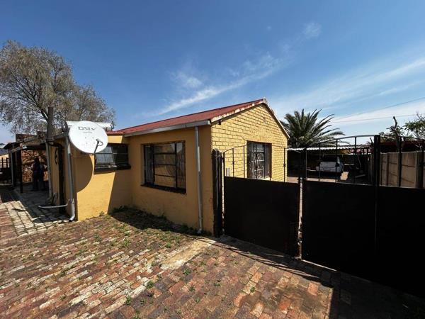 2 Bedroom House