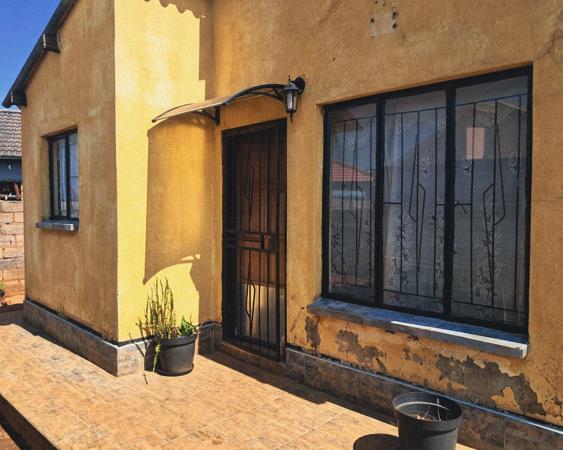 2 Bedroom House