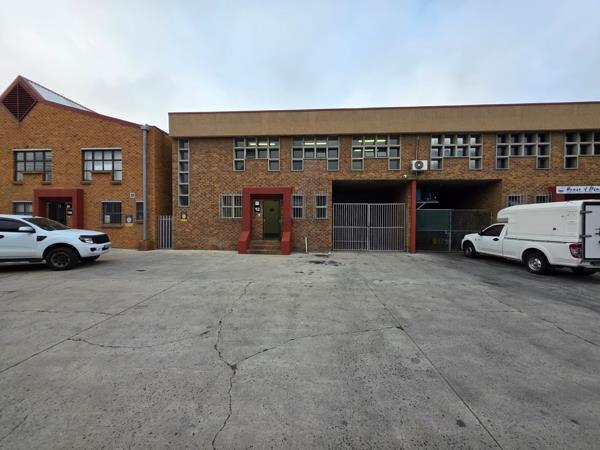 366 m² Industrial space