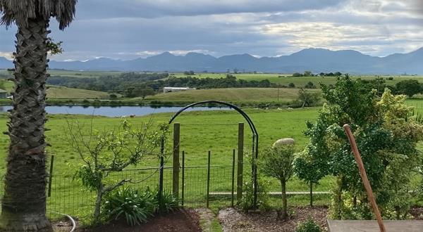 6.4 ha Farm