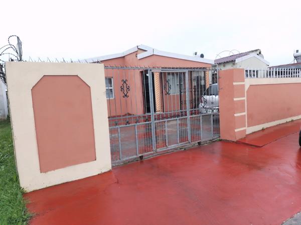 2 Bedroom House