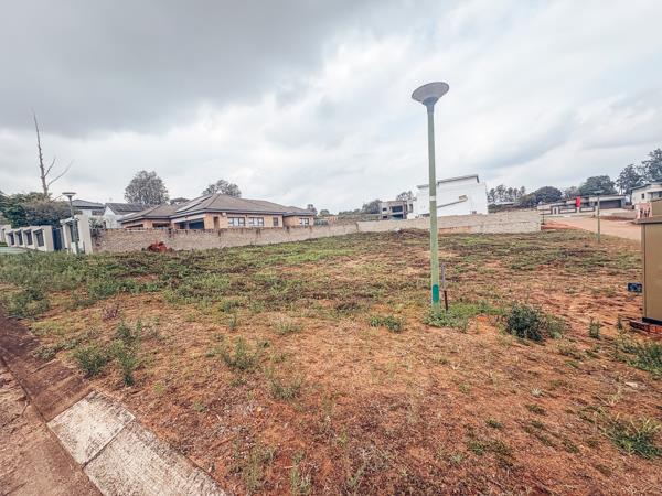 807 m² Land