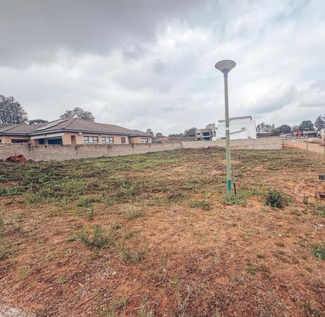 807 m² Land