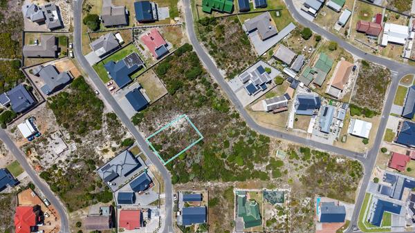 660 m² Land