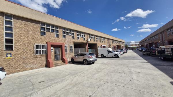 366 m² Industrial space
