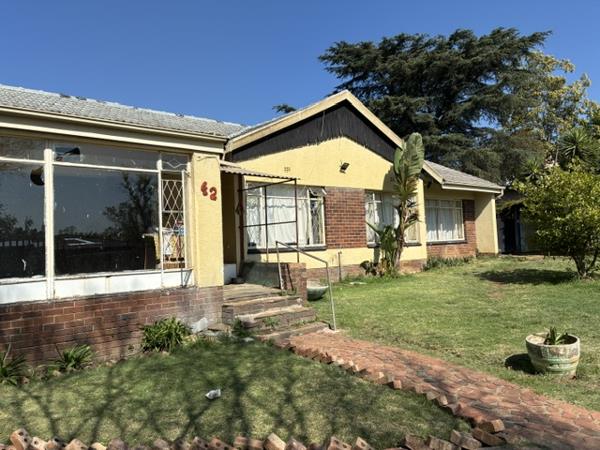 10 Bedroom House