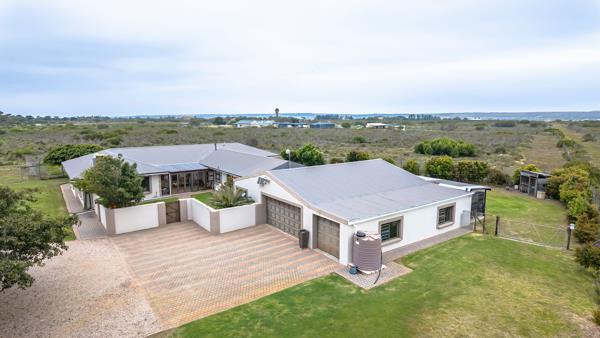 6 Bedroom House