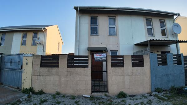 2 Bedroom House