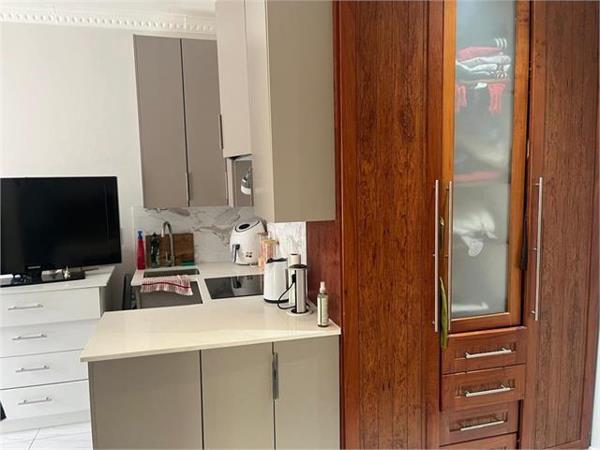 1 Bedroom Garden Cottage