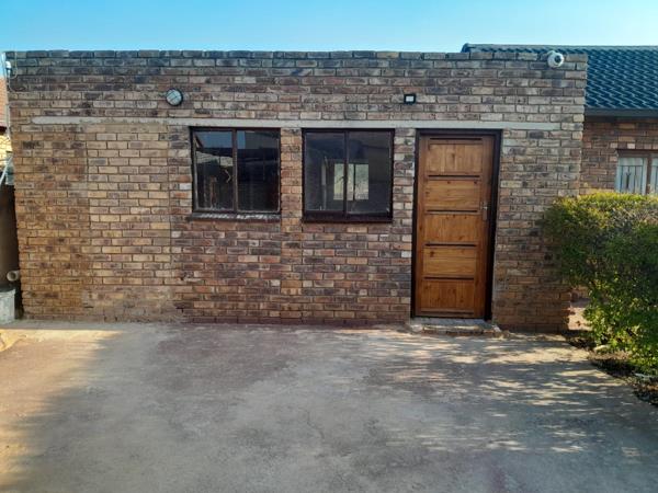 1 Bedroom House