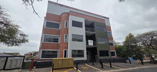 153.4 m² Commercial space