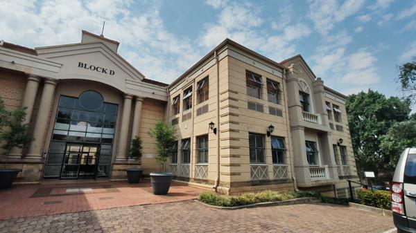163 m² Office Space