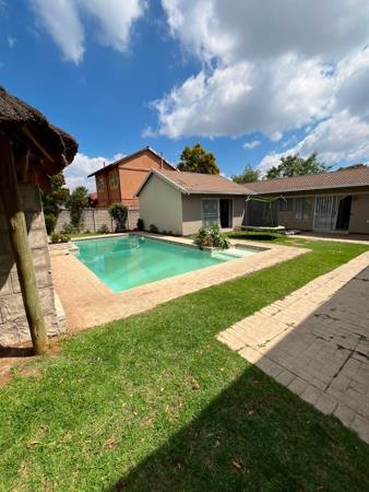 5 Bedroom House