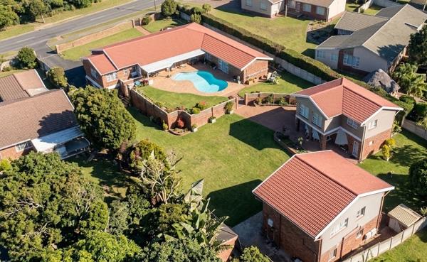 5 Bedroom House