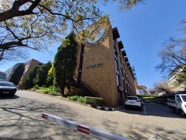 477 m² Commercial space