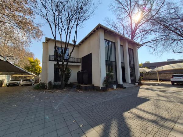 549 m² Commercial space