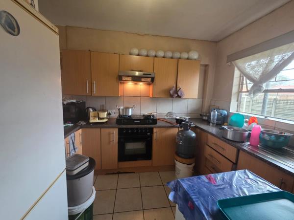 2 Bedroom House