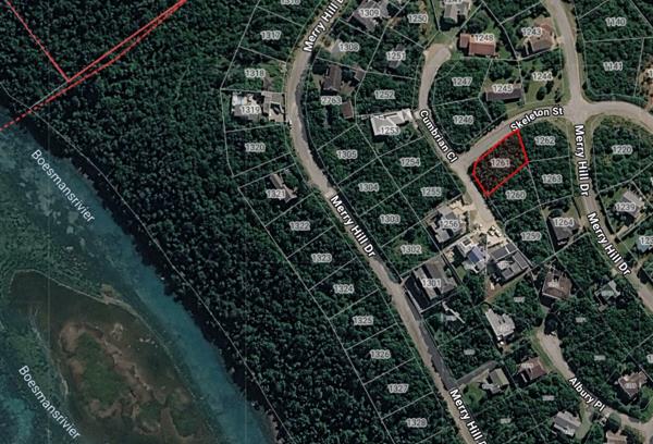 760 m² Land