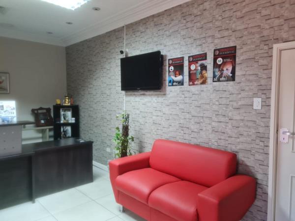 650 m² Commercial space