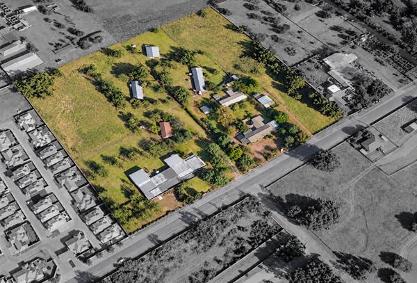 2.1 ha Smallholding