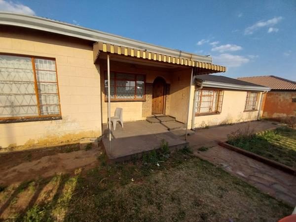 2 Bedroom House