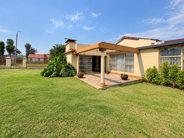 2 Bedroom House