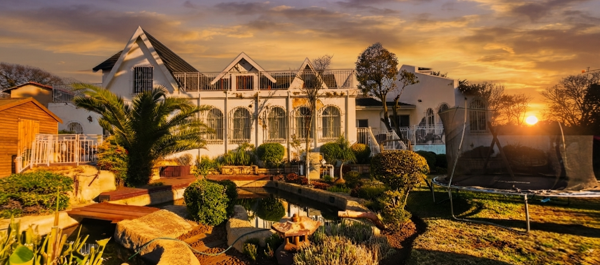 5 Bedroom House