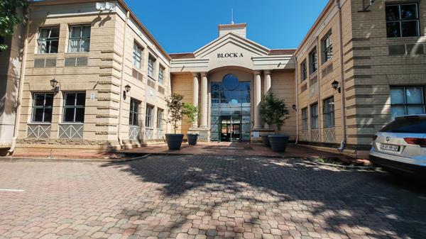 175 m² Office Space