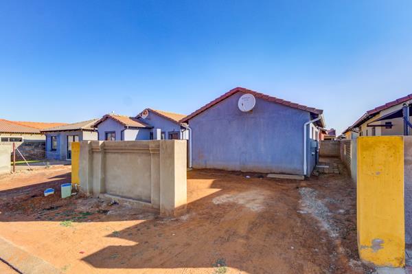 2 Bedroom House
