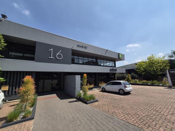980 m² Commercial space