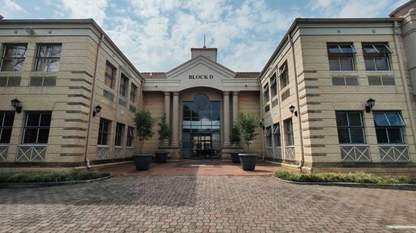 150 m² Office Space