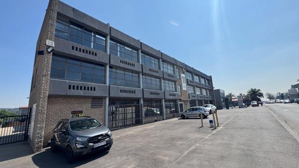 3 720 m² Industrial space