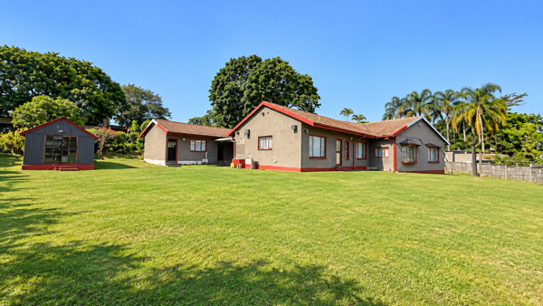 444 m² Commercial space