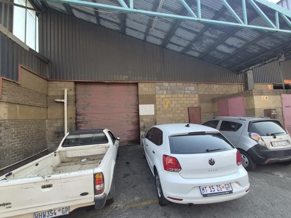 444 m² Industrial space