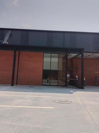 2 200 m² Industrial space