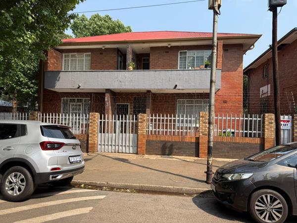 5 Bedroom Apartment
