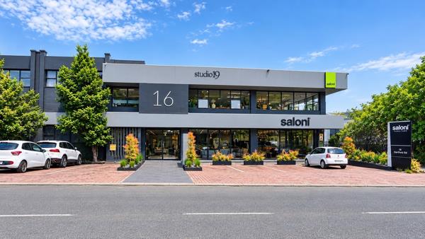 1 000 m² Commercial space