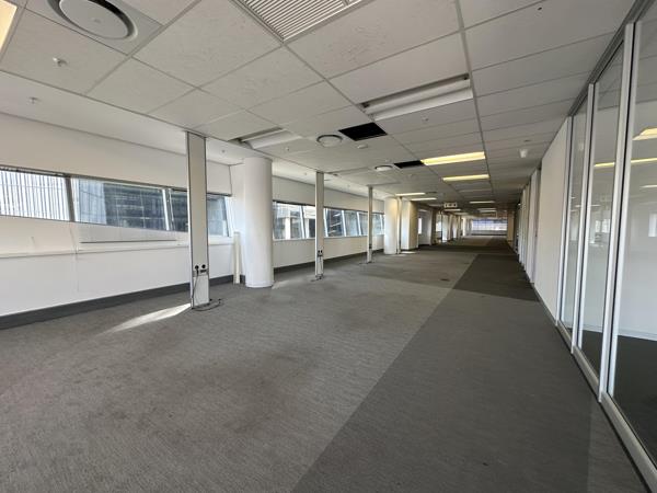 1 368 m² Commercial space