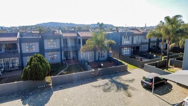 3 Bedroom Townhouse