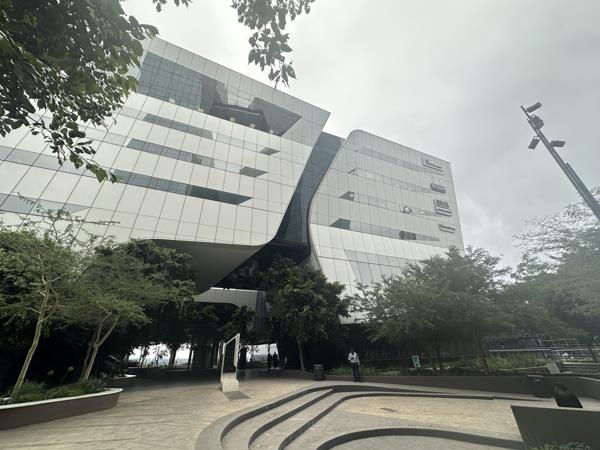 308 m² Commercial space