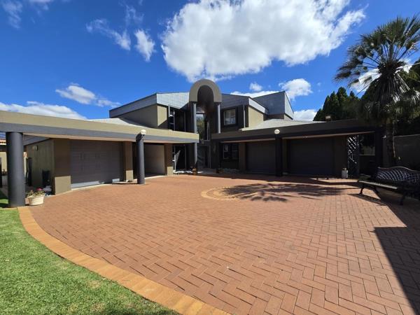 5 Bedroom House