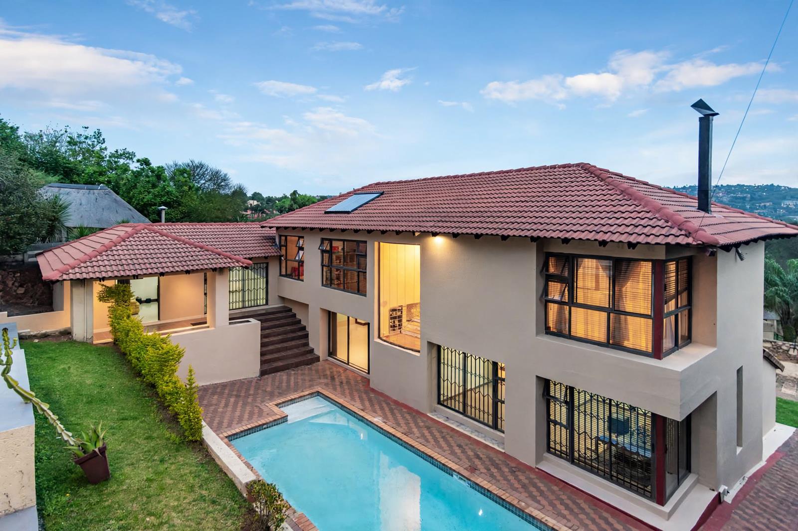 4 Bedroom House in Roodekrans