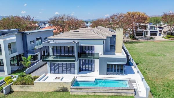 6 Bedroom House