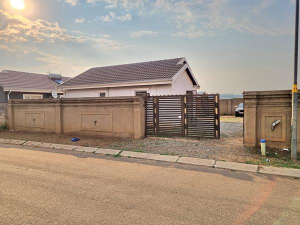 2 Bedroom House