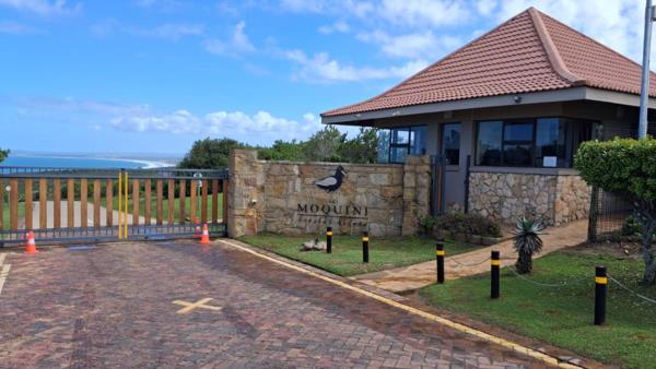 3 654 m² Land