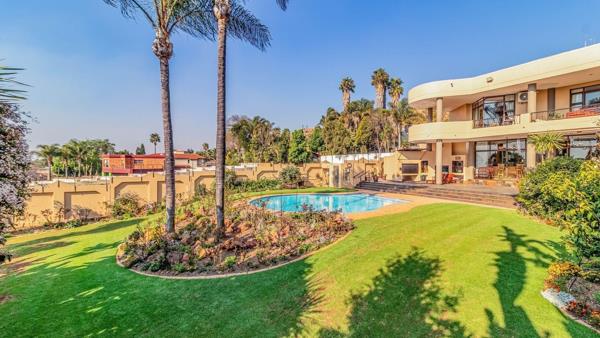 6 Bedroom House