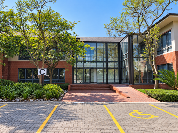 347 m² Commercial space