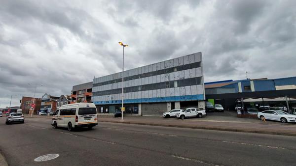 5 400 m² Industrial space