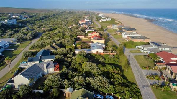 832 m² Land