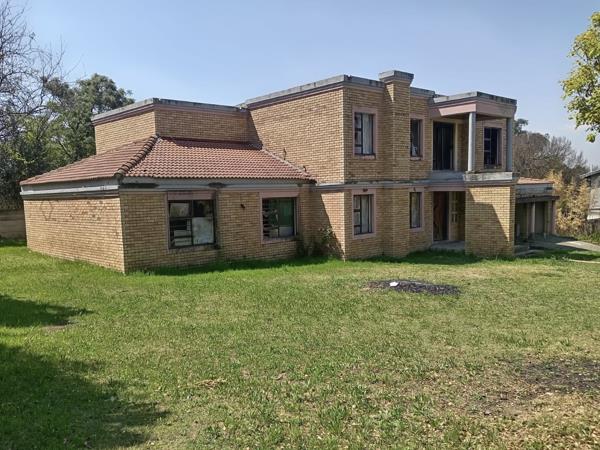 5 Bedroom House